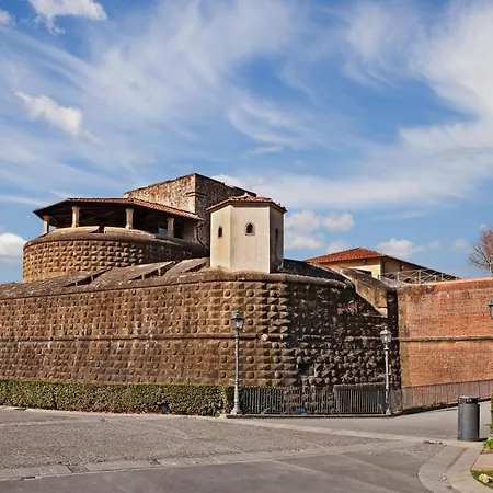 Fortezza Design Loft شقة